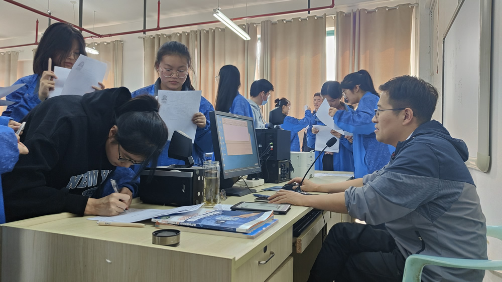 05-等待打印.jpg 05-等待打印.jpg