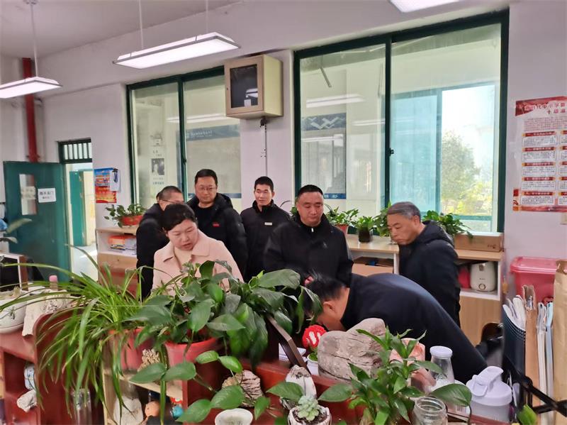 淮北市实验高中开展冬季安全大检查 织密校园防护网 淮北市实验高中开展冬季安全大检查 织密校园防护网